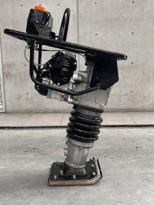bai04