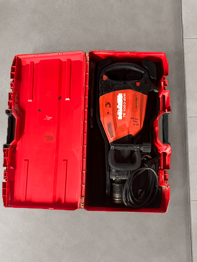 hilti03